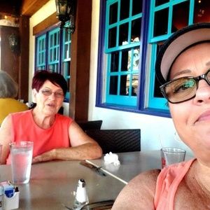 Meet your Posher, Dawn